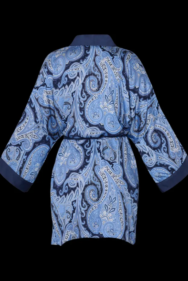 cache-coeur-kimono