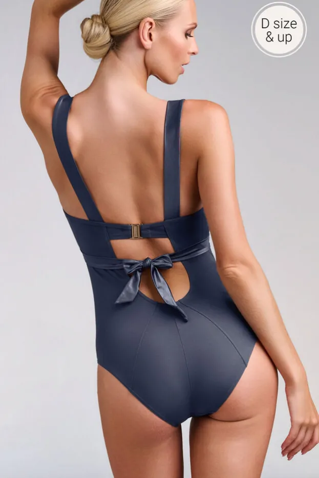 cache-coeur-plunge-balcony-bathing-suit
