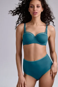 dame-de-paris-balcony-bra
