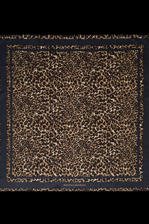 peekaboo-scarf