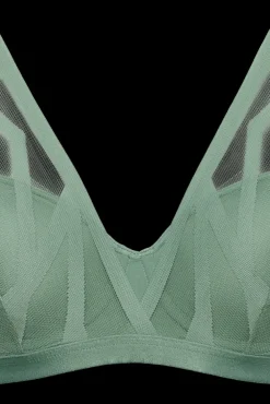 the-illusionist-plunge-balcony-bra