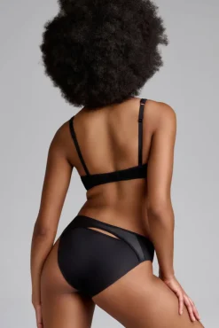 velocity-push-up-bra